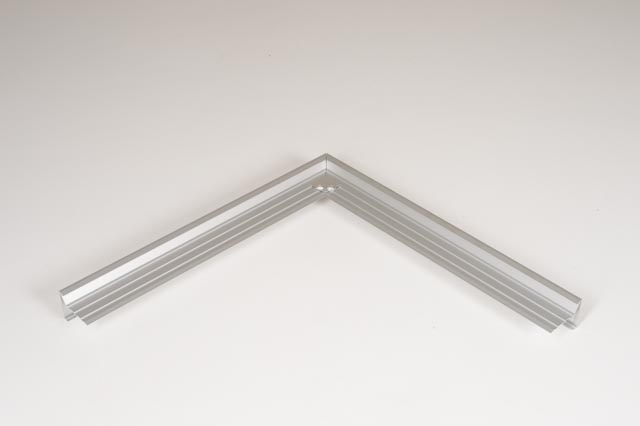 Alu rive de toit 60/60 modèle lourd couleur ral coin extérieur 50x50 eur/pc