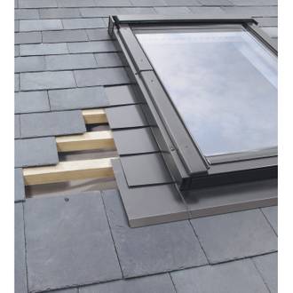 Velux raccordements edl 2000 sk08 pro+ y compris le cadre isolant bdx et la collerette de sous-toiture bfx
