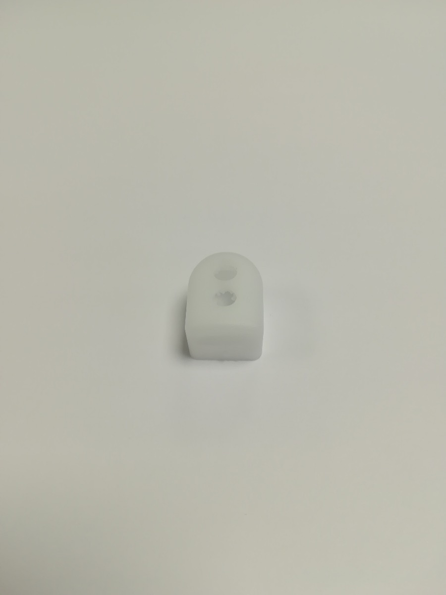 Support pvc  76/18  25pcs/sac eur/sac