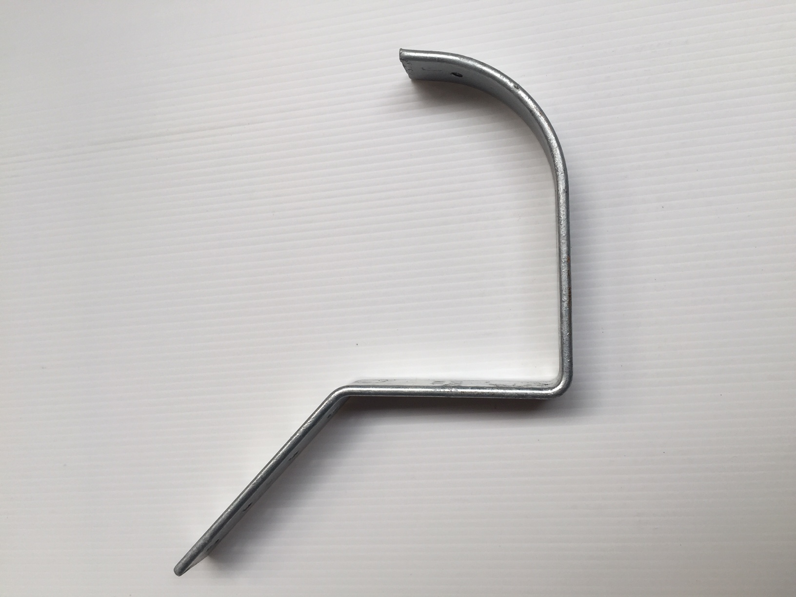 Zinc vm crochet dr droit 360/450+queue+trou 25pcs/bt eur/pc 220005123