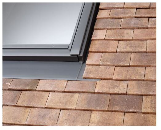 Velux raccordements edp 2000 ck04 pro+ y compris le cadre isolant bdx et la collerette de sous-toiture bfx