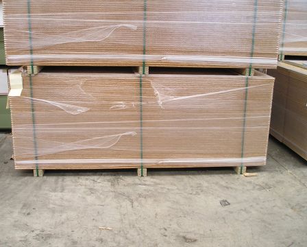 OSB 3 PUR TG 12MM 059X244 1,44 M2/PL 80PCS/PAQ EUR/M2