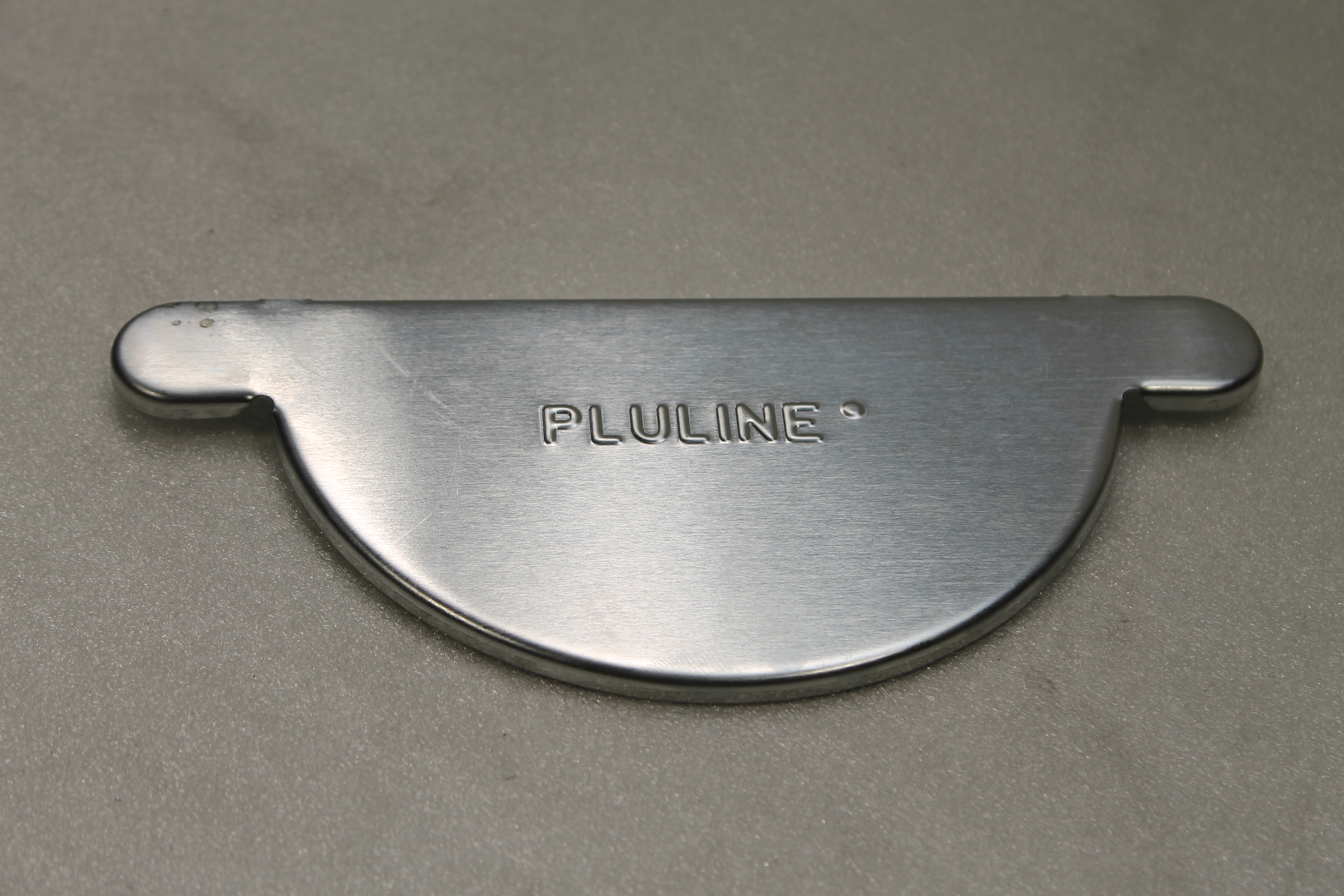 Zinc vm closoir pr goutt demi-r 333/420 droit 25pcs/bt eur/pc 220005017