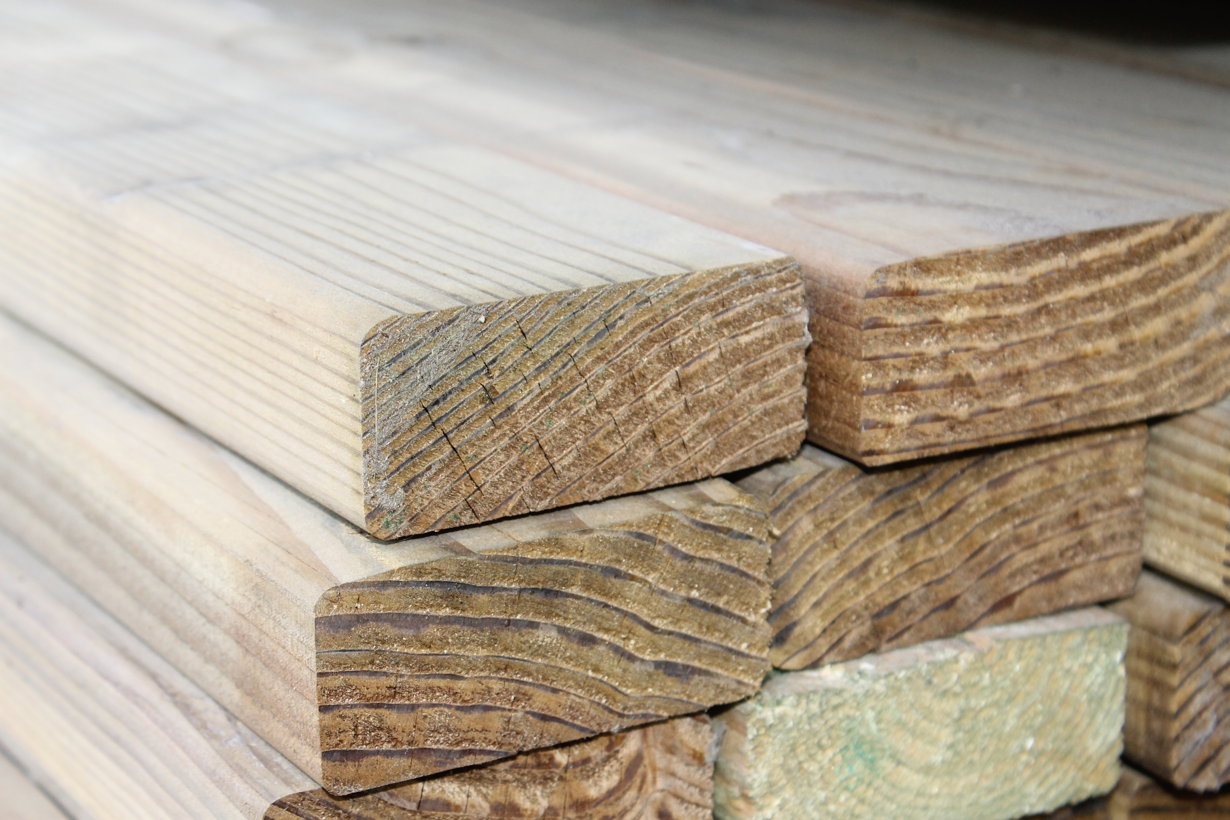 Cls 38x140 rabotees traitees   3,60mc eur/mc