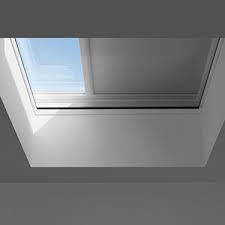 Velux pare-soleil occultant exterieur dsu 4550wl 080080 a energie solaire