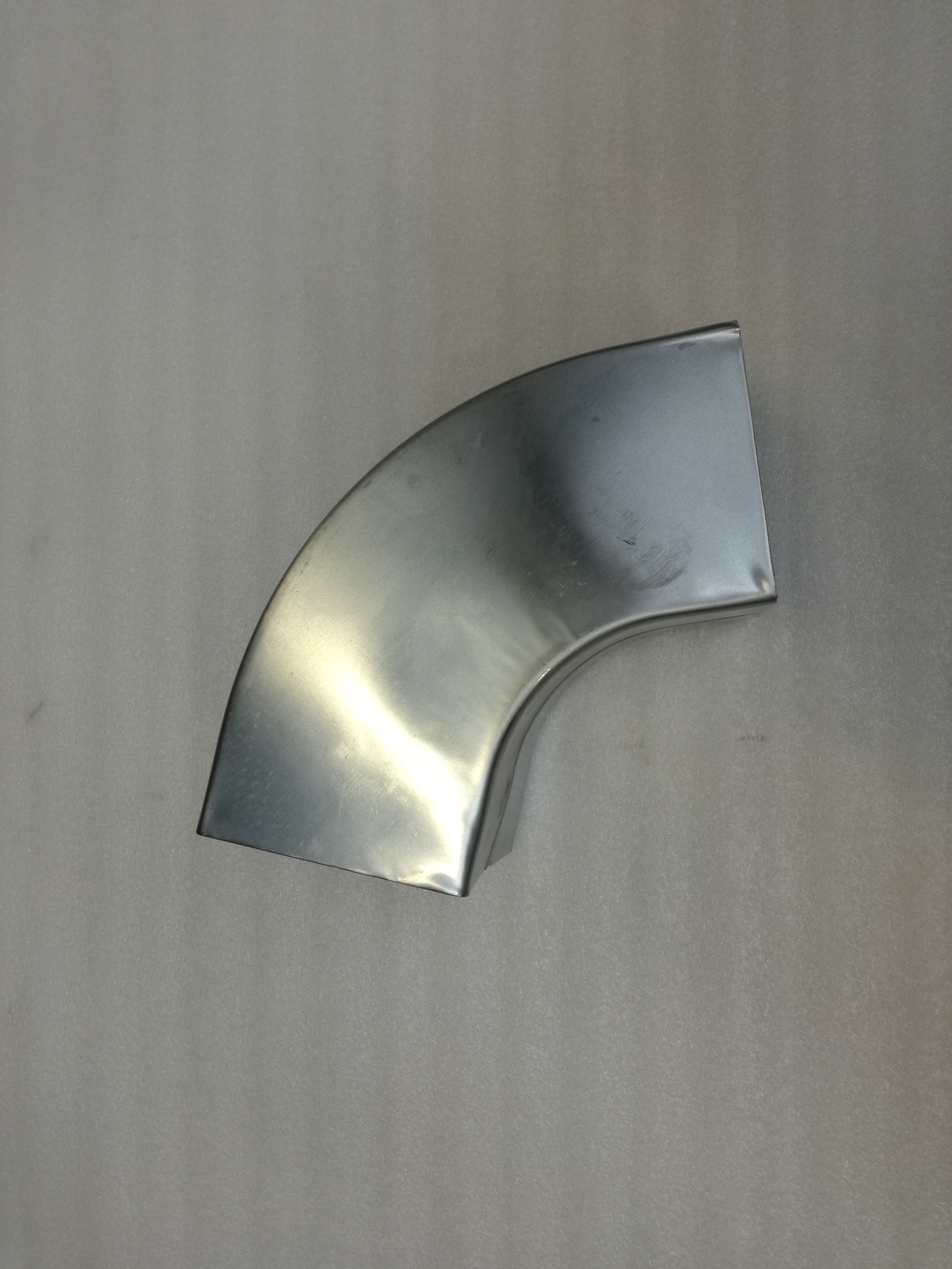 Zinc vm coude   72 100/100 mm 25pcs/bt eur/pcs